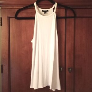 🦋Express ribbed halter top🦋